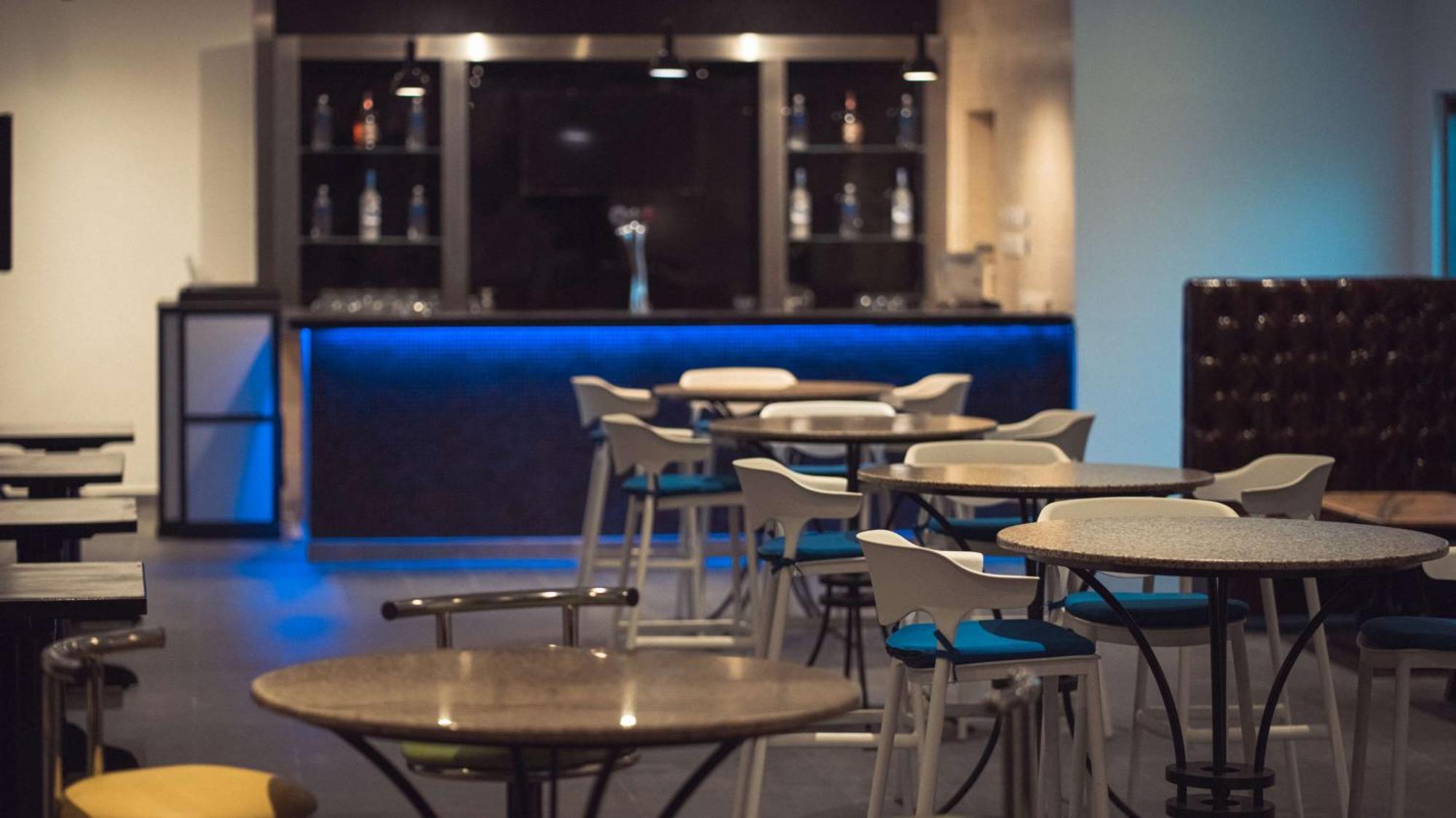 Radisson Blu Hotel & Resort, Al Ain Exterior foto